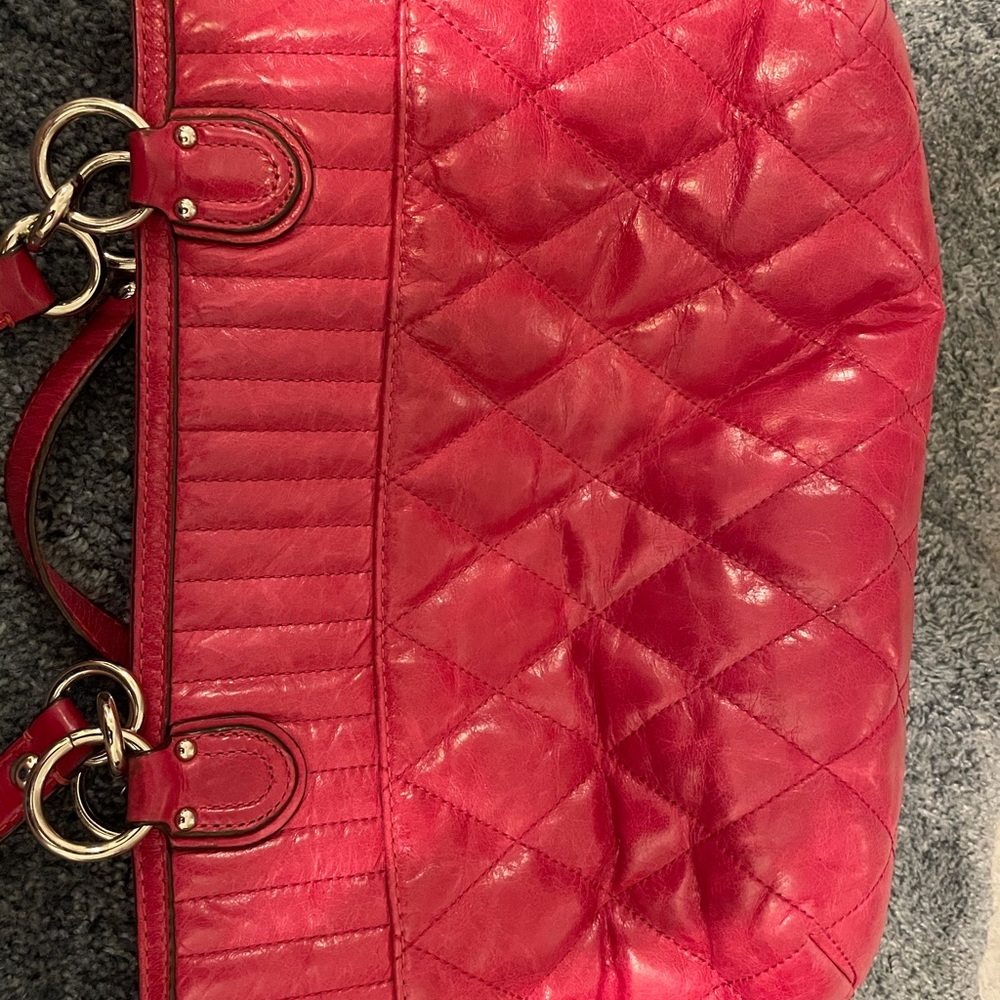 Coach purse in Magenta - Picture 7 of 9
